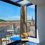 Hotel Avion - National Cultural Monument - Iconic Org 4*