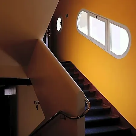 فندق Avion - National Cultural Monument - Iconic Org 4*