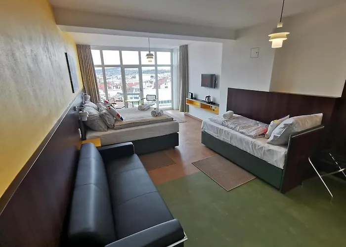 Avion - National Cultural Monument - Iconic Org ホテル 4*