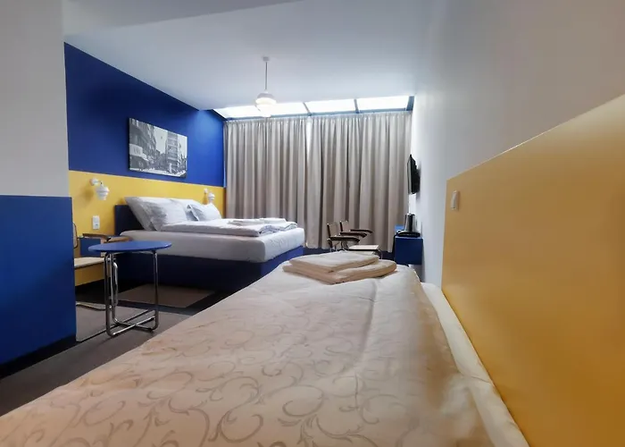 Avion - National Cultural Monument - Iconic Org ホテル