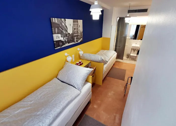 ホテル Avion - National Cultural Monument - Iconic Org 4*