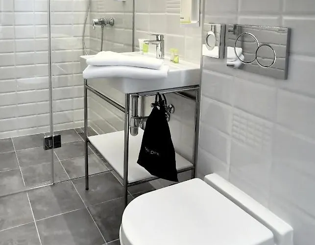 ホテル Avion - National Cultural Monument - Iconic Org 4*