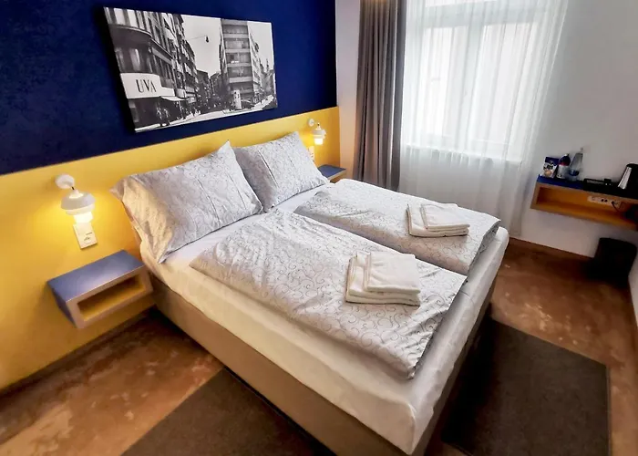 Avion - National Cultural Monument - Iconic Org 4* ブルノ