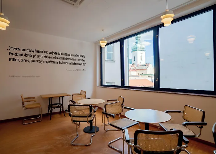 ホテル Avion - National Cultural Monument - Iconic Org 4*