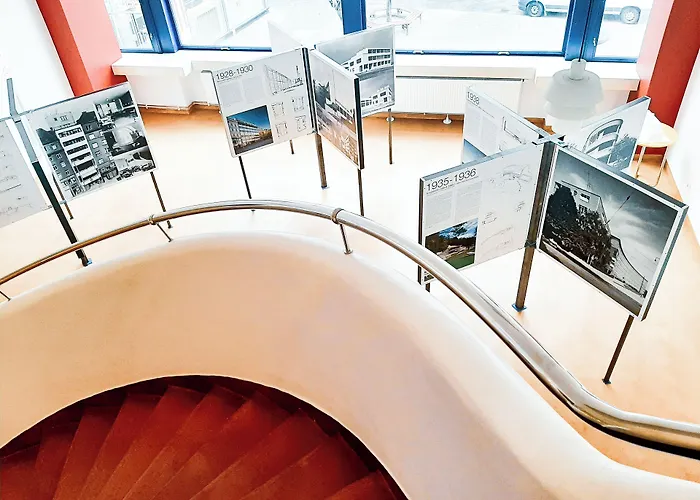 Hotel Avion - National Cultural Monument - Iconic Org 4*
