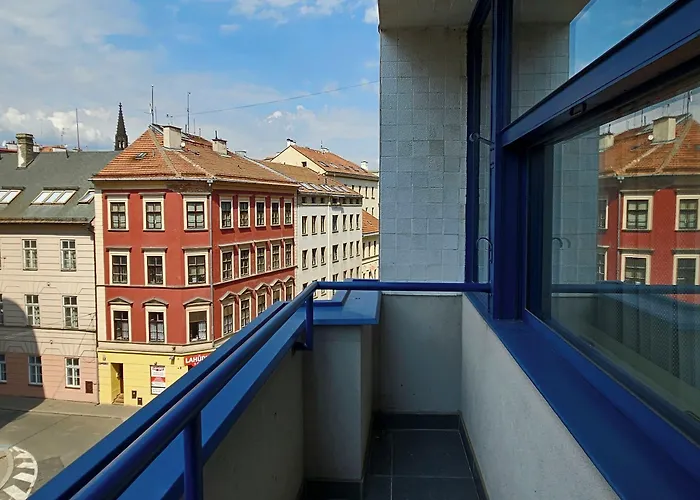 Avion - National Cultural Monument - Iconic Org ホテル 4*